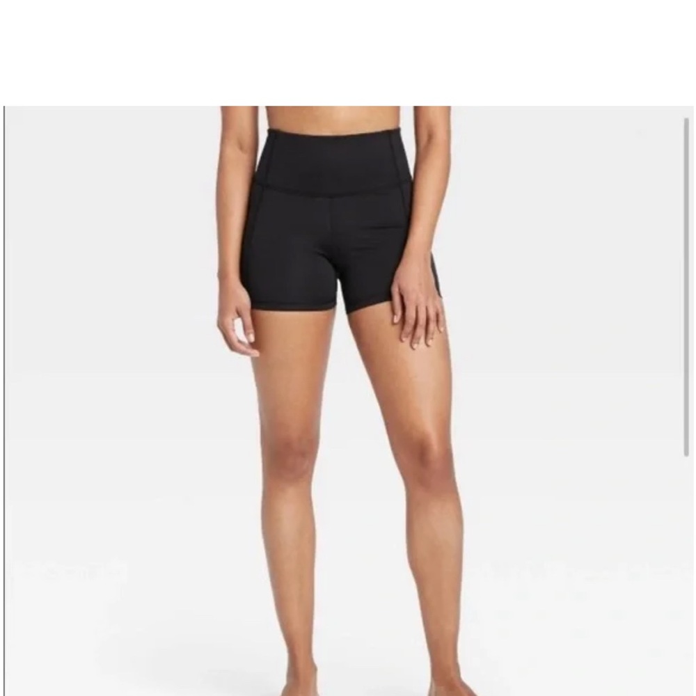 All in Motion Black Contour Power Waist High Rise Shorts